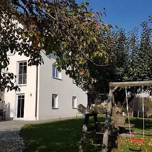 https://ferienwohnung-sonnenschein-burgau.com-bavaria.com